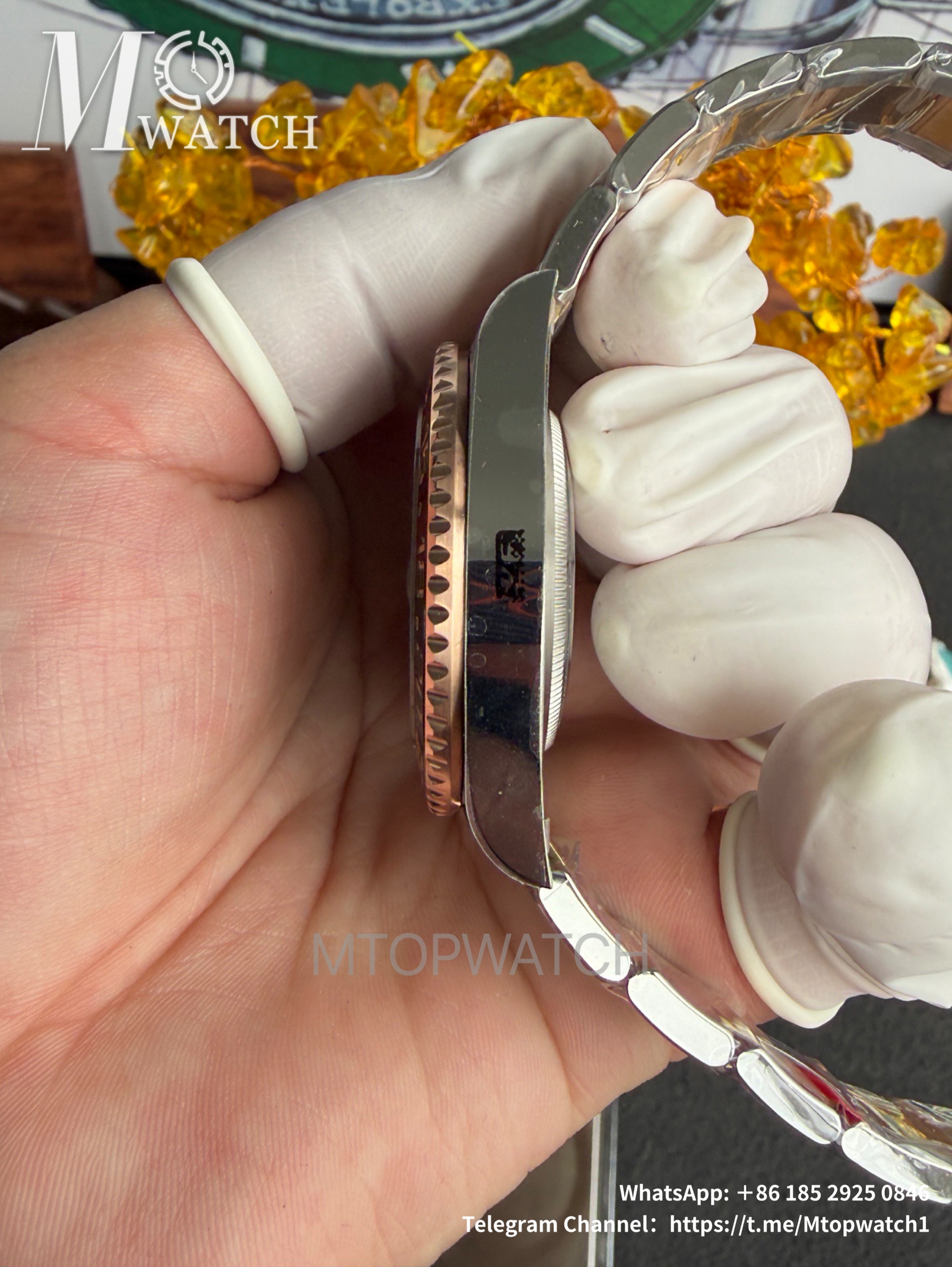 ROLEX - GMT Master II 126711 CHNR Root Beer SS/RG Black Dial VSF DD3285
