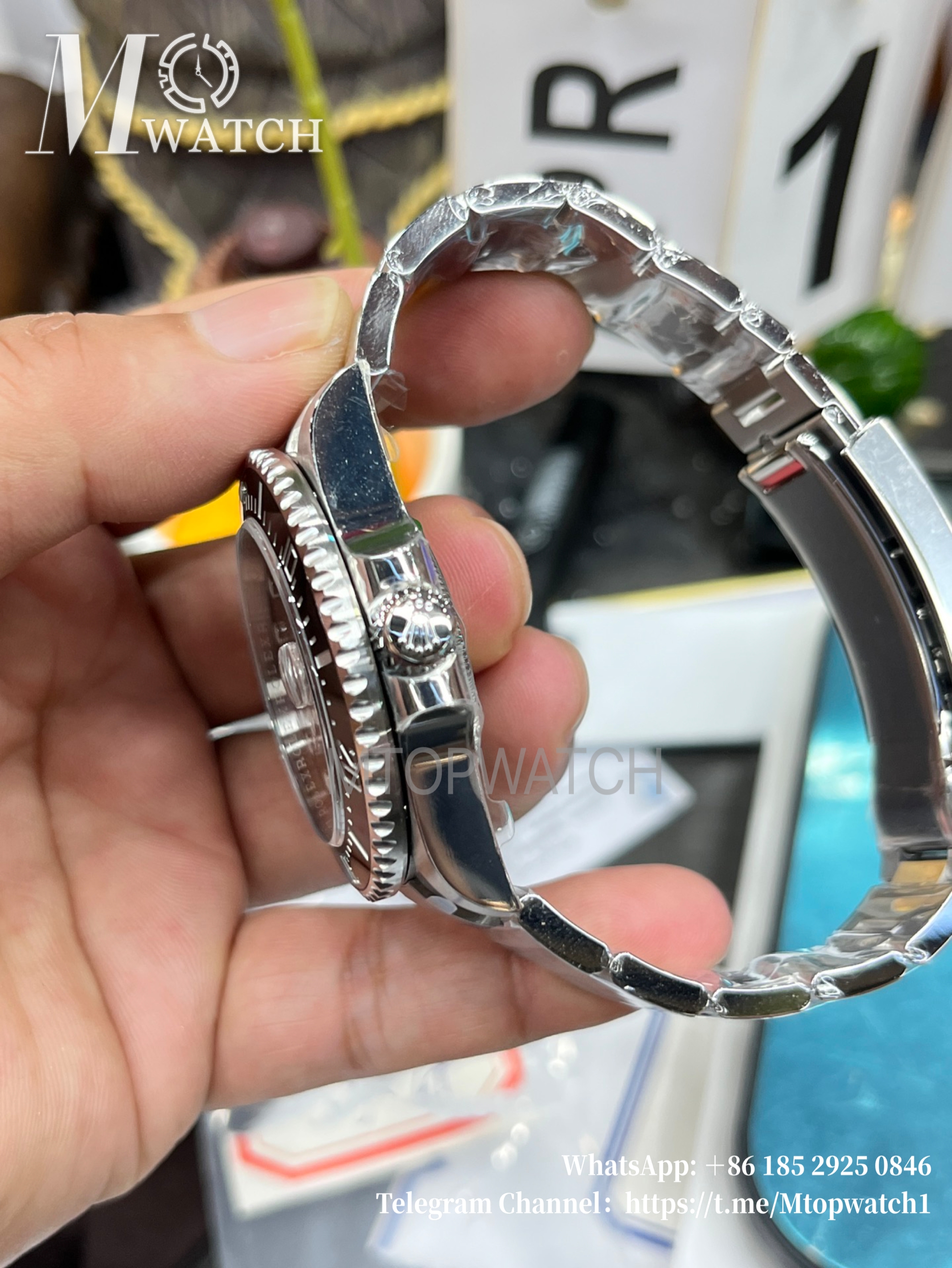 ROLEX - Sea-Dweller 126600 43mm 904L SS/SS Blk VSF VS3235
