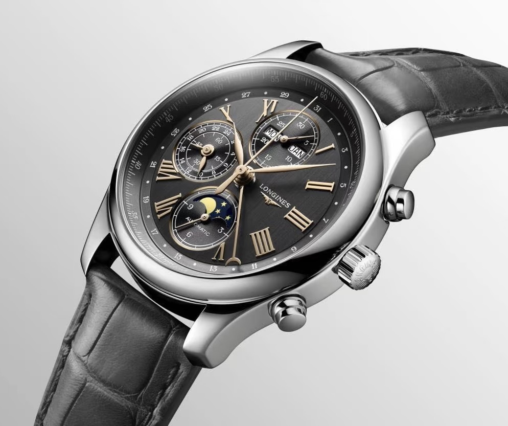 LONGINES