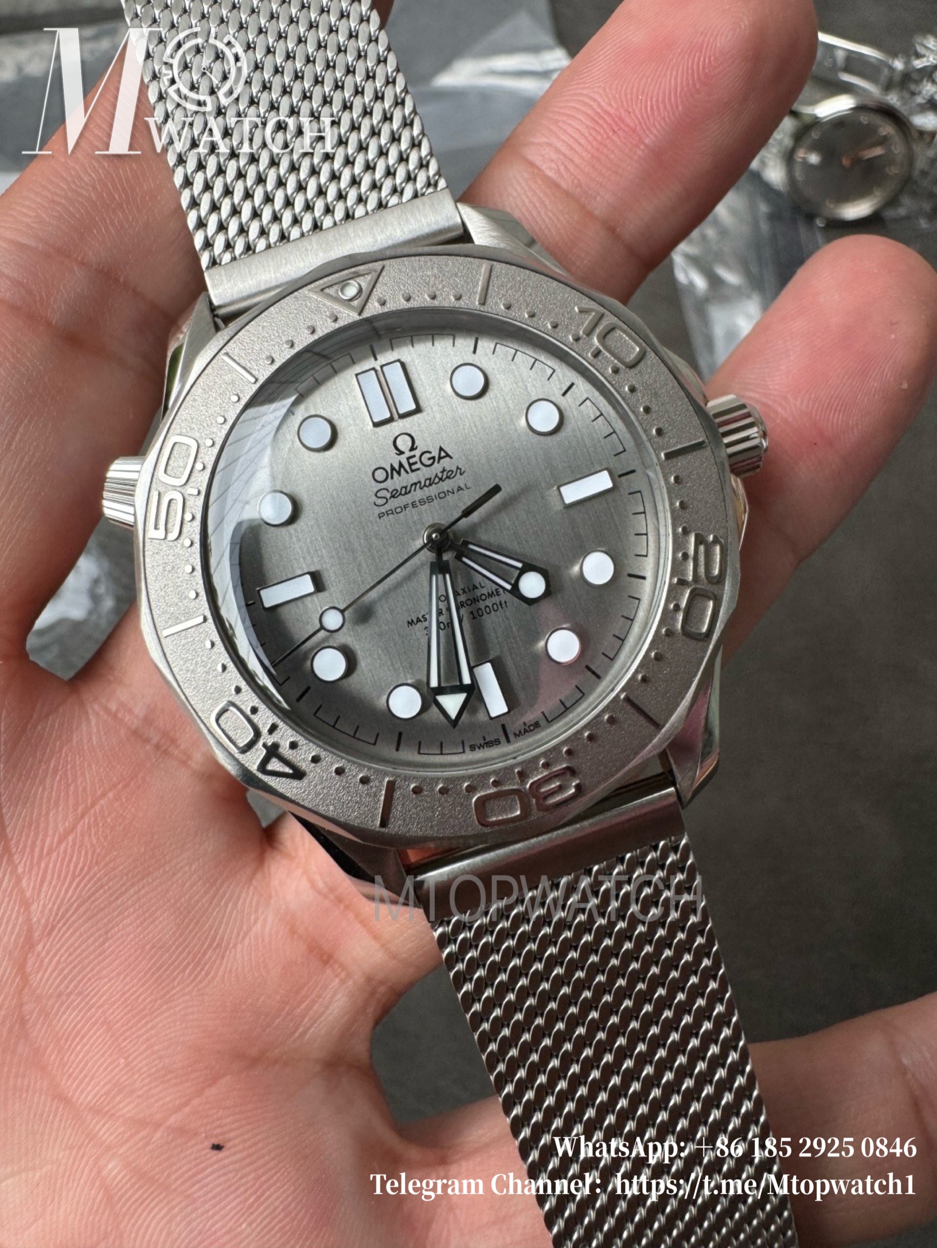OMEGA - Seamaster Diver 300m 42mm SS/SS Silver Dial VSF A8806
