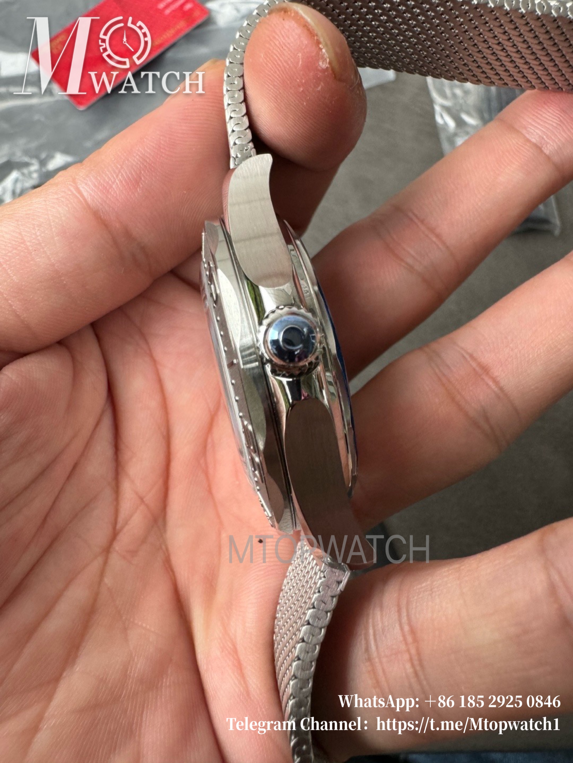 OMEGA - Seamaster Diver 300m 42mm SS/SS Silver Dial VSF A8806
