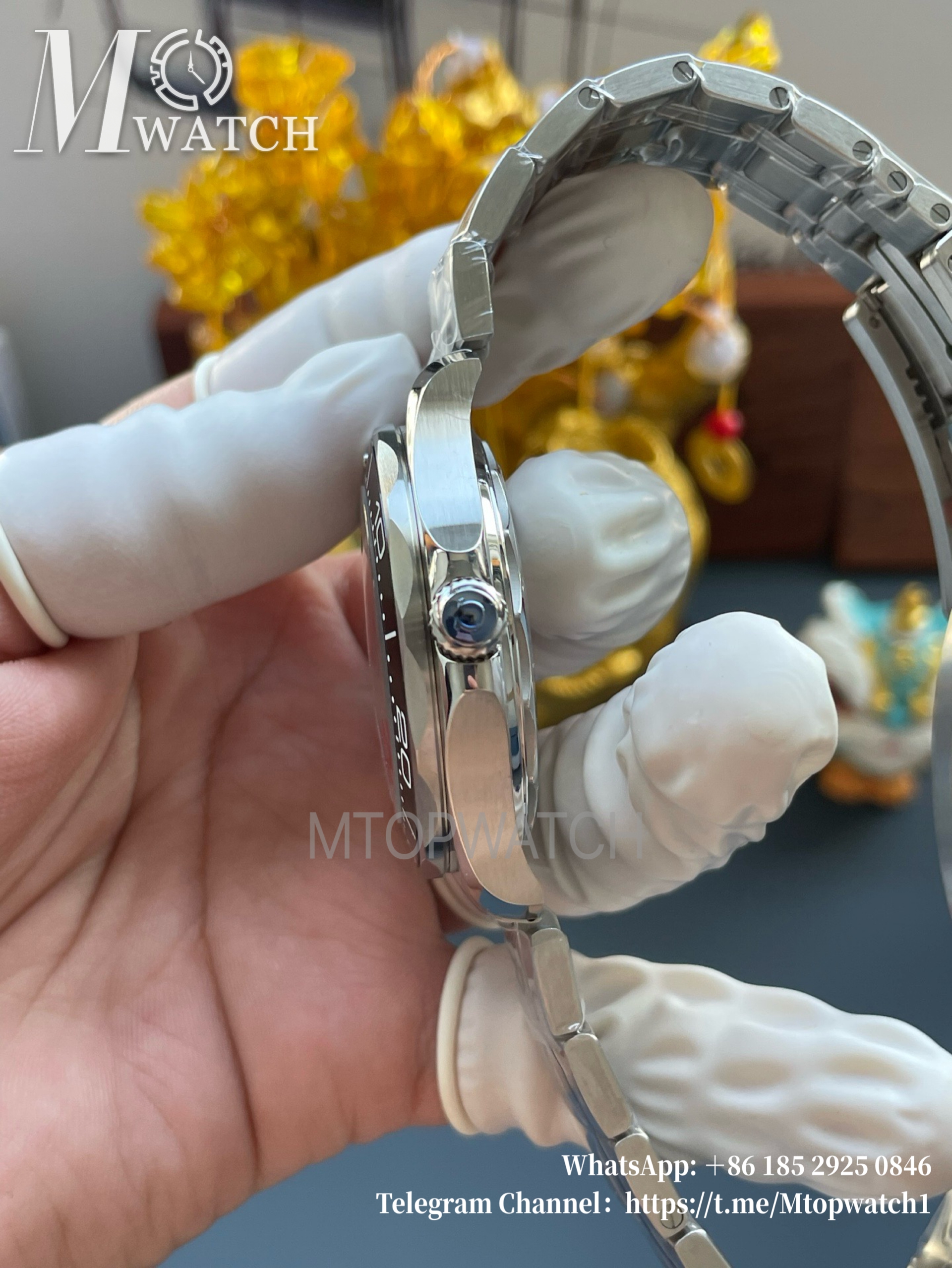OMEGA - Seamaster Diver 300m 42mm SS/SS White Dial VSF A8800