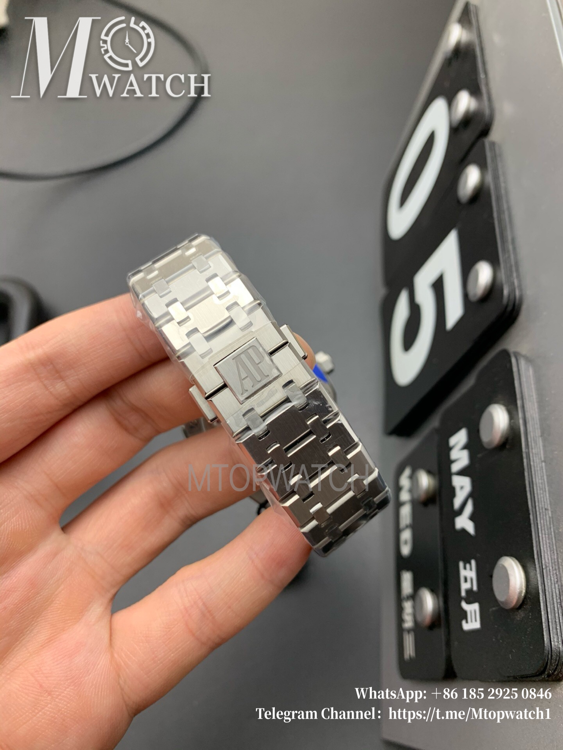 AUDEMARS PIGUET - Royal Oak 41mm 15500 SS/SS Black/Stk ZF Super Clone
