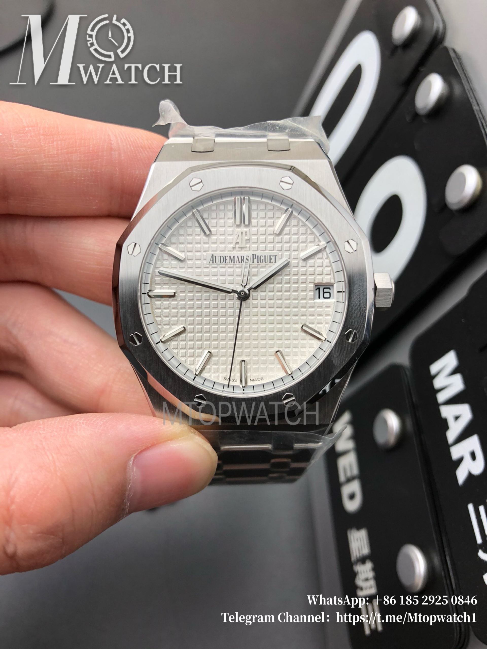 AUDEMARS PIGUET - Royal Oak 41mm 15500 SS/SS White/Stk ZF