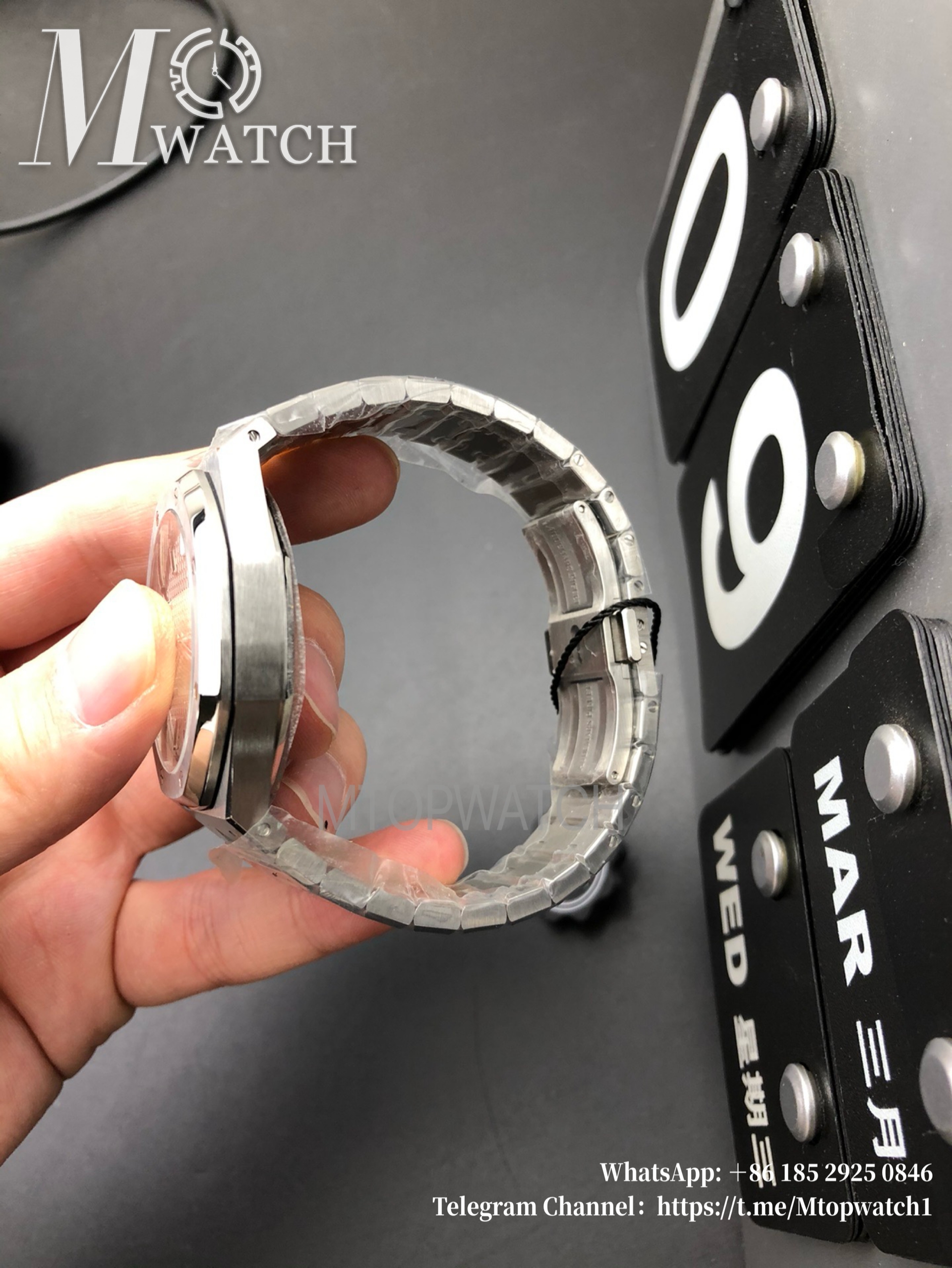 AUDEMARS PIGUET - Royal Oak 41mm 15500 SS/SS White/Stk ZF