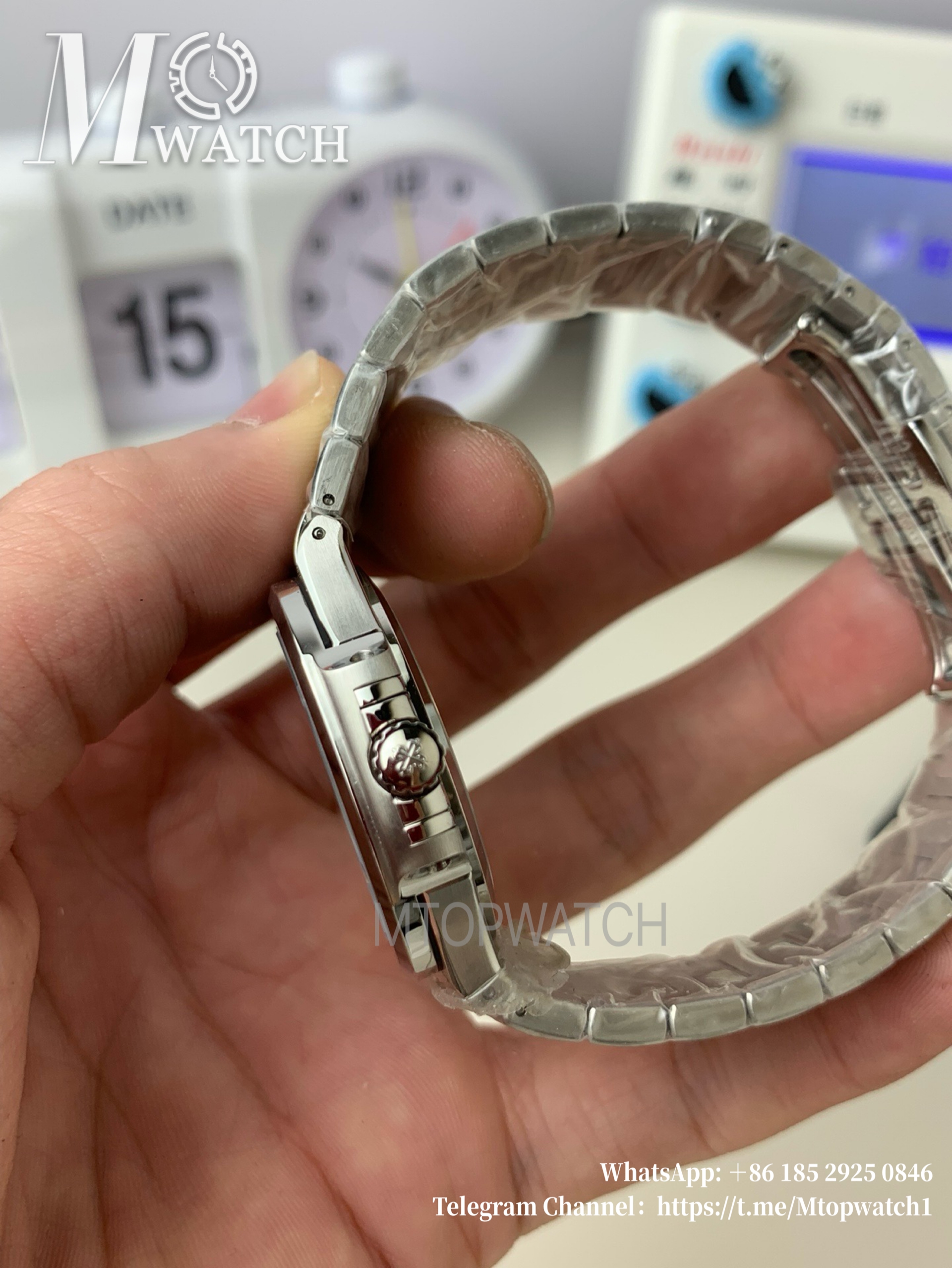 PATEK PHILIPPE - Nautilus 7118 35mm SS/SS Blue Dial 3KF A324