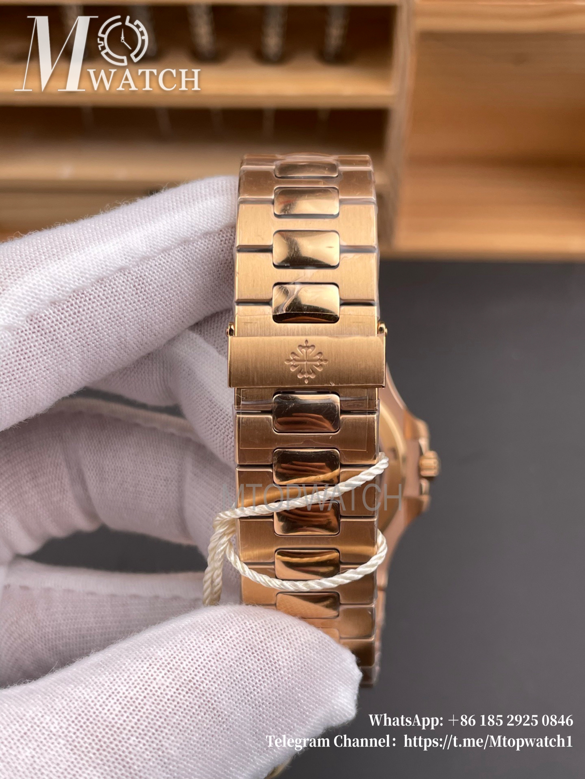 PATEK PHILIPPE - Nautilus Jumbo RG/RG  5711 Grey/Stk PPF A324