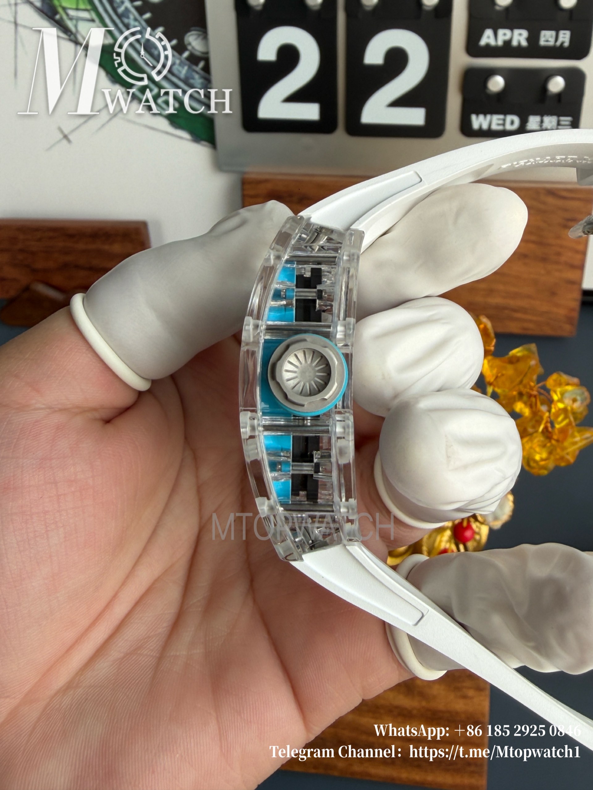 RICHARD MILLE - SUPER CLONE RM055 Quartz Crystal Sonic White/Blue RMUL2